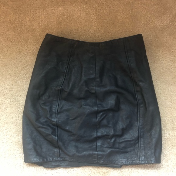 Vakko Dresses & Skirts - Vakko leather skirts